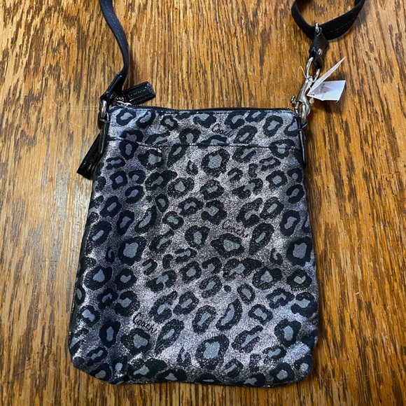 Coach shoulder bag! Leopard print! - Picture 2 of 3